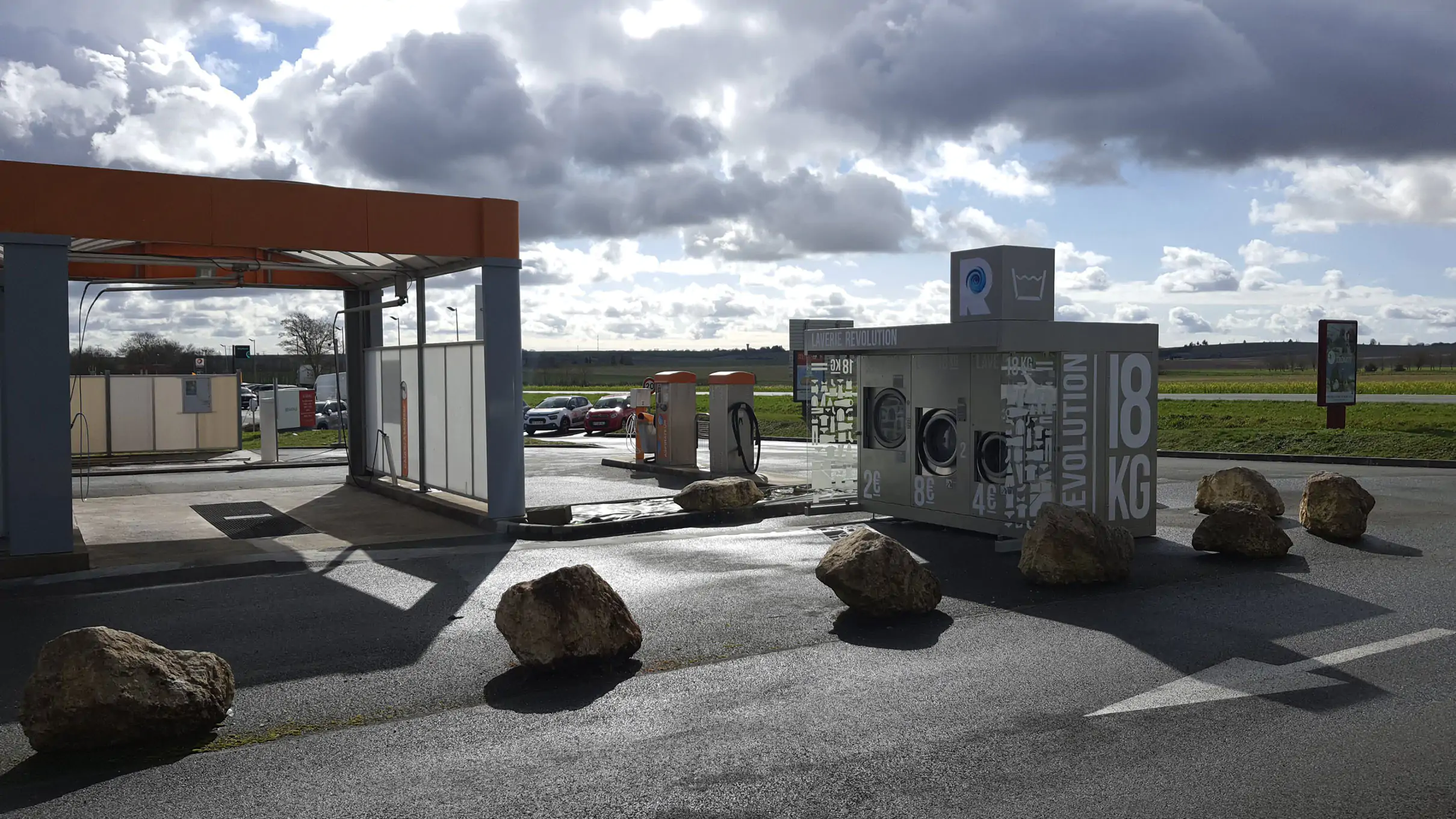 Les-Gonds-Lavage-auto.jpg