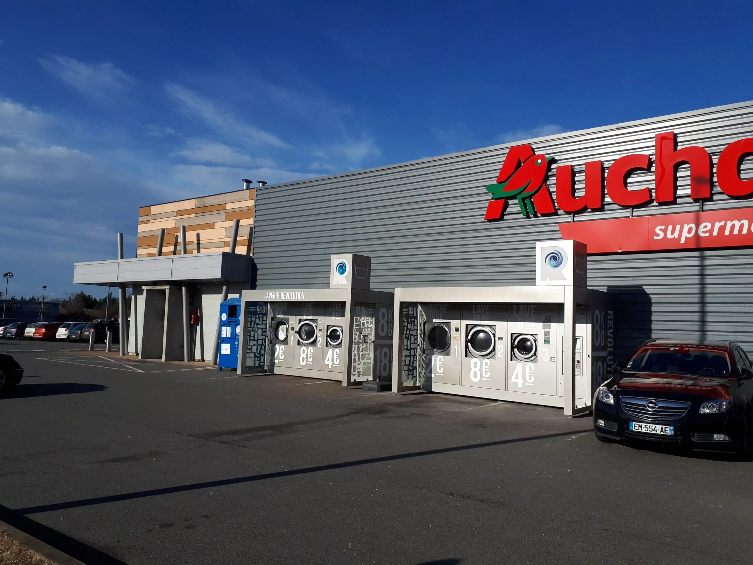 Auchan-à-Massieu-scaled.jpg