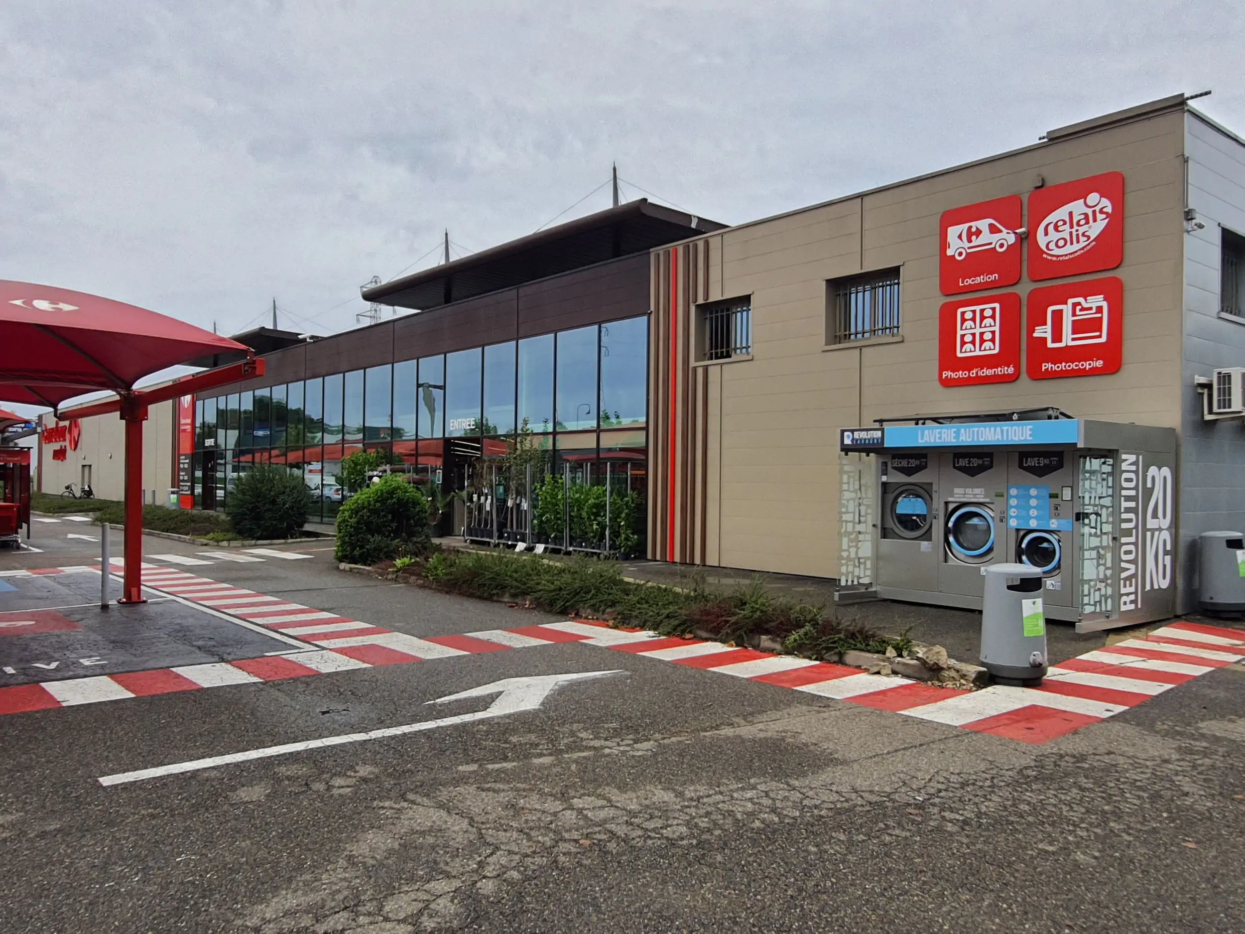 46_Prayssac_Carrefour-Market.jpg